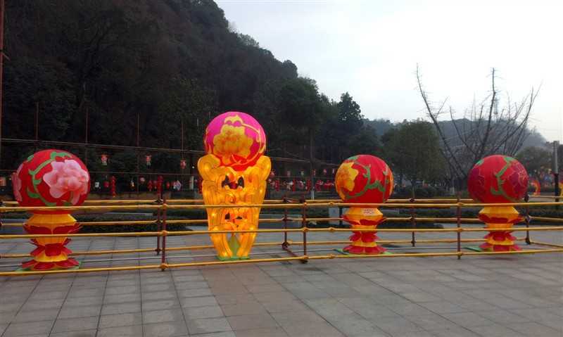 仿真昆虫厂家讲仿真恐龙主题游乐园的规划设计