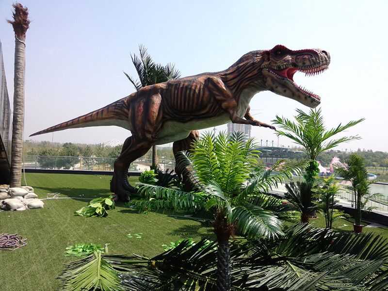 模拟恐龙模型